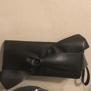 Black bow tie clutch